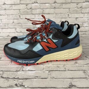 New Balance women’s size 10 Fresh Foam Crag Trail V2 Blue/Black/Red  (WTCRGLN2)